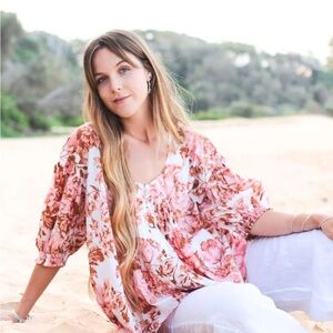 House of Lacuna Lou Lou Blouse in Rust Rose, size S/M - like Doen